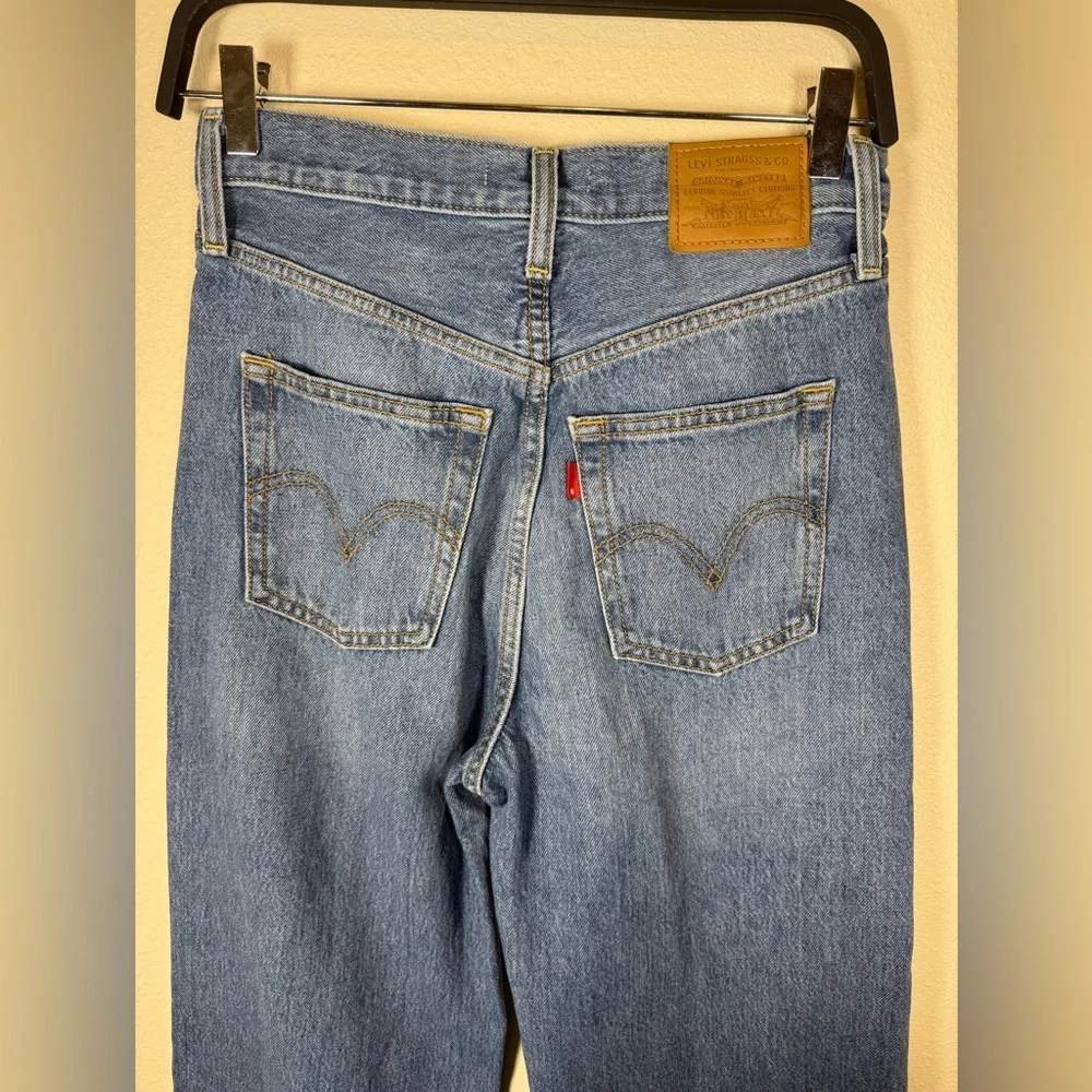 Levi's Ribcage Medium Wash Wide-Leg Raw Hem Denim Jeans - Picture 8 of 14